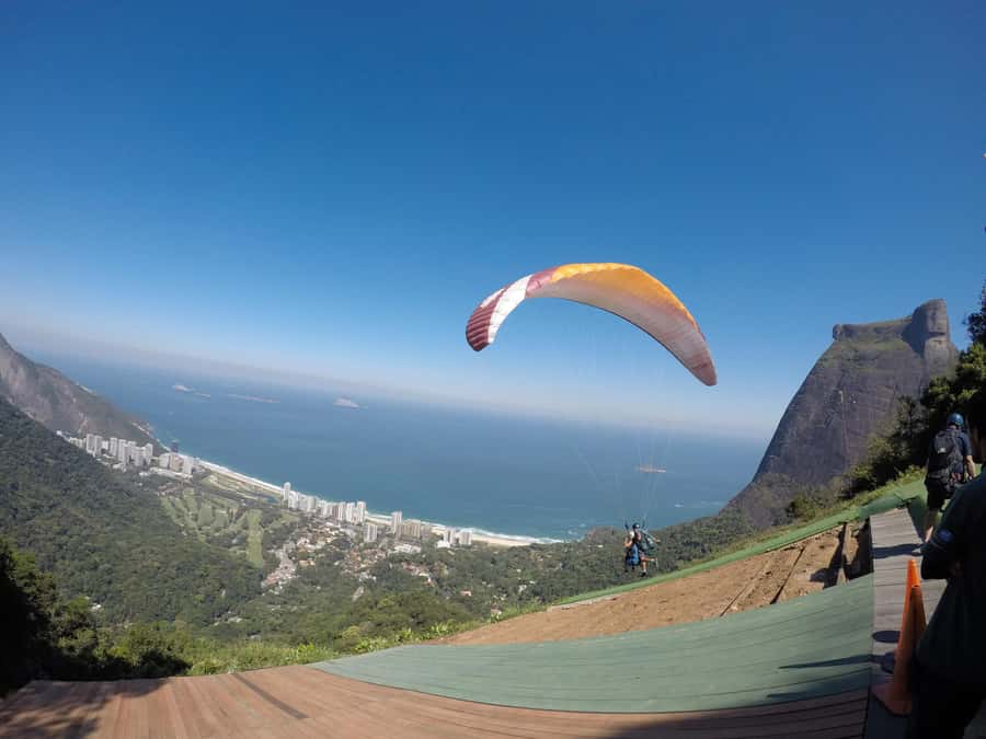 Rio de Janeiro: Paragliding with Hotel Pick-up & Drop-off - Key points to know before you go