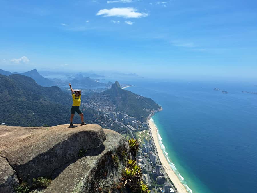 Rio de Janeiro: Pedra da Gávea - guided hike with best views - The Ascent Break: Photos, Snacking, and Resetting Your Legs