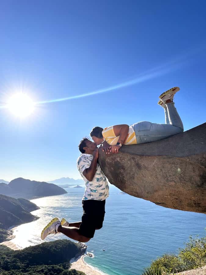 Rio de Janeiro: Pedra do Telégrafo trail and beach stop - The top of Telegrafo: where the coast views click into place