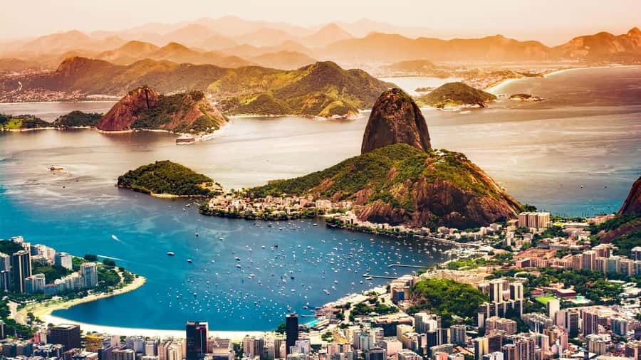 Rio de Janeiro Private: Christ, Sugarloaf, Maracanã and more - Christ the Redeemer: guided views without wasting time
