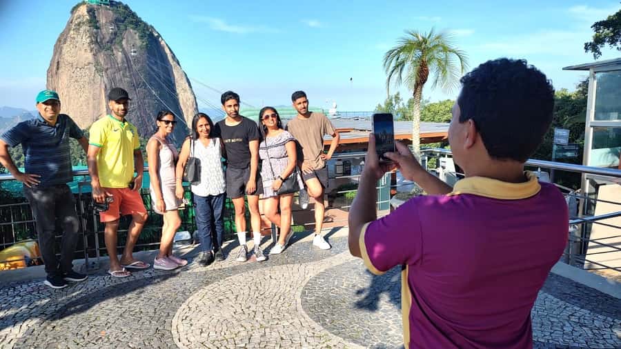 Rio de Janeiro: Private Custom 9-hour Unforgettable tour - What makes the private guide experience pay off