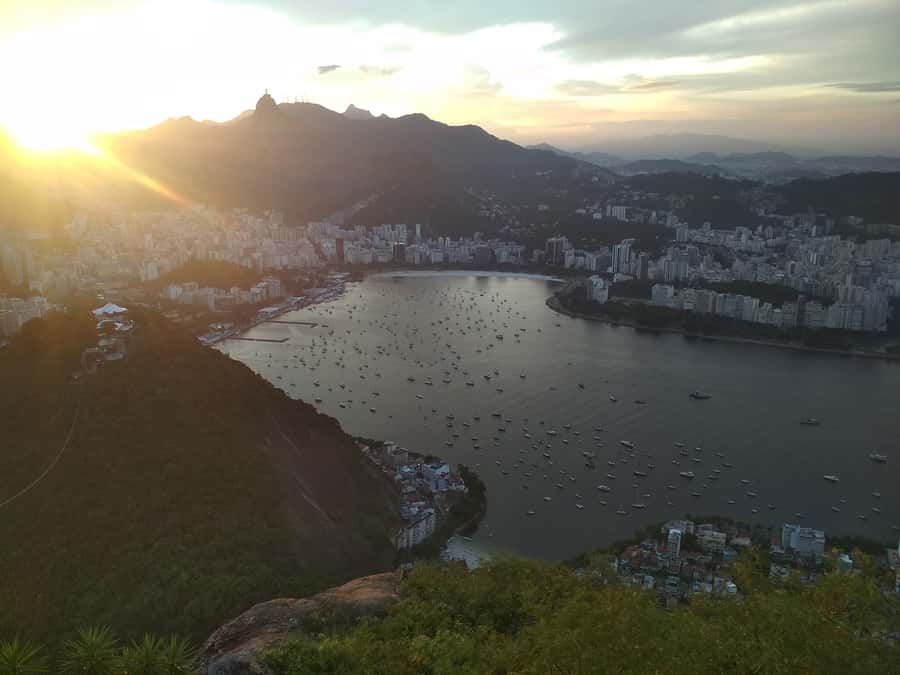 Rio de Janeiro: Private Day Tour with lunch - Lunch and the rhythm of a 9-hour day
