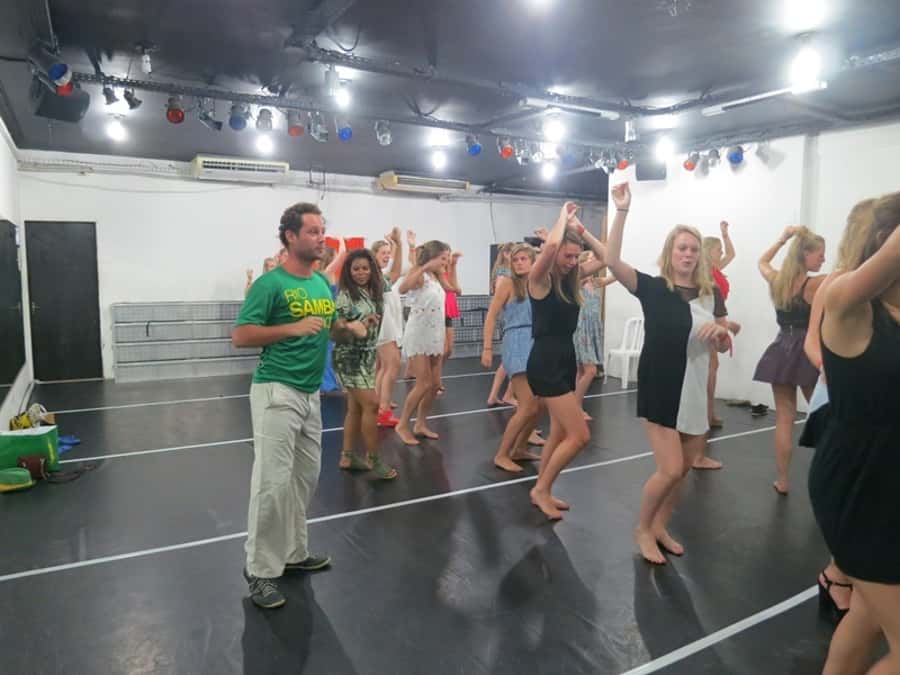 Rio de Janeiro: Samba Class and Samba Night Tour - Monday in Ipanema vs Wed to Sat in Copacabana
