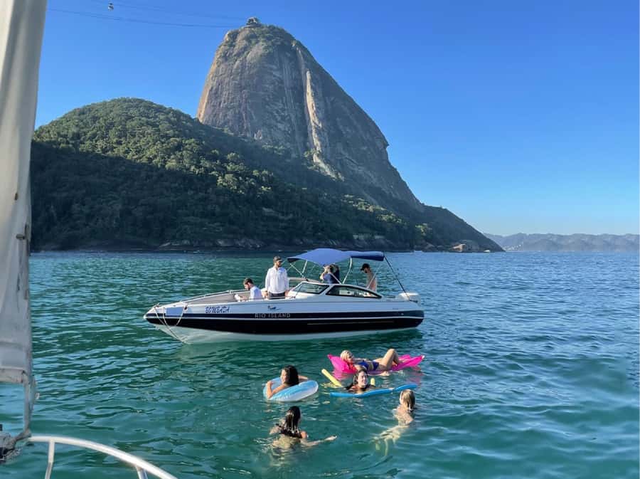 Rio de Janeiro: SpeedBoat Tour - Beach Tour with Beer - Beer, Soda, Water, and the Captain’s Role in Your Comfort