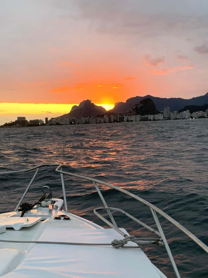 Rio de Janeiro: SpeedBoat Tour - Sunset with Beer - Price and value: what you are really paying for at $56