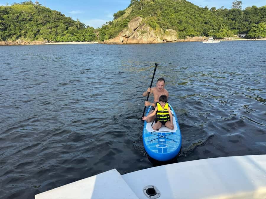 Rio de Janeiro: Speedboat Tour with Snacks and Drinks - Where this itinerary gets its value: landmarks plus modern Rio plus water time