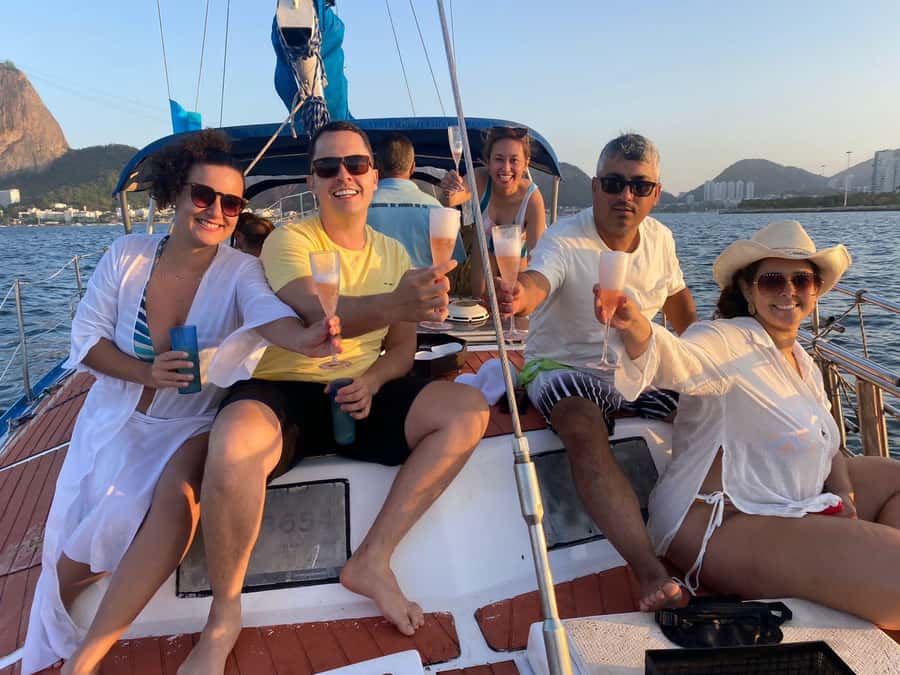 Rio de Janeiro: Sunset Sailboat Tour with Open Bar - Should you book this Rio sunset sailboat tour?