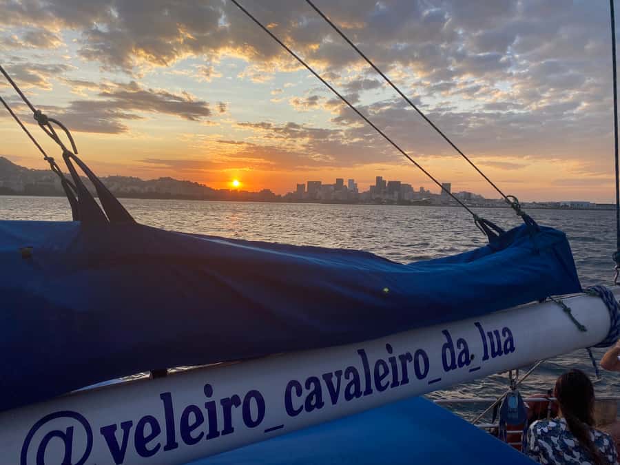 Rio de Janeiro: Sunset Sailboat Tour with Open Bar - The swim stop in Baía de Guanabara: fun, but plan for conditions