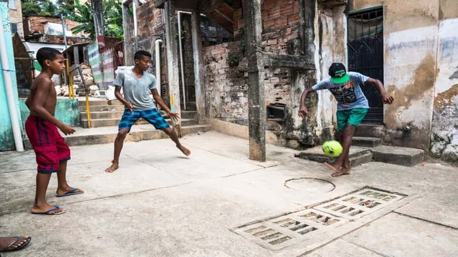 Rio: Favela Walking Tour of Rocinha with a Resident Guide - Rocinha on foot, the kind of Rio you can’t screenshot