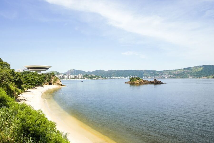 Rio: Guanabara Bay 2-Hour Boat Tour - What to bring, what to skip, and how to get good photos