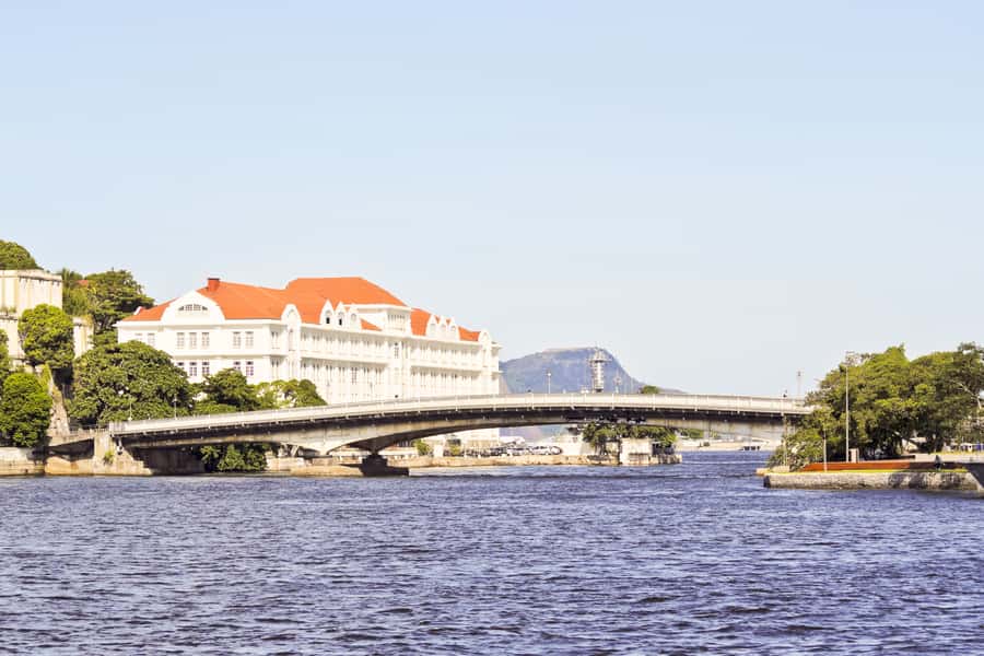 Rio: Guanabara Bay 2-Hour Boat Tour - Price and logistics at the pier, how to avoid a frustrating start