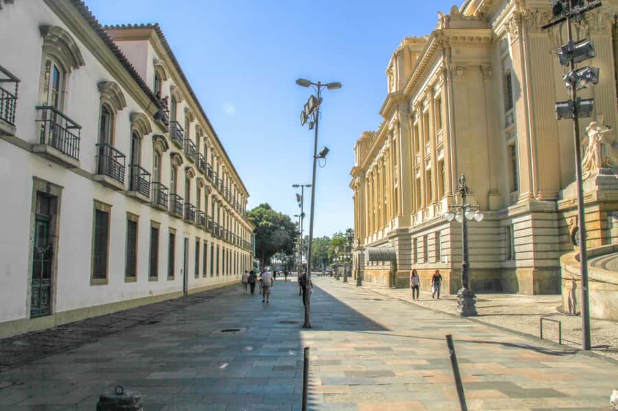 Rio: Historical Walking Tour - Candelária Church as the Closing Anchor, Then Subway Back