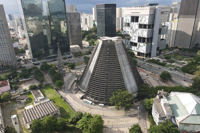 Rio private tour with English guide - Escadaria Selarón: classic stairs, quick and memorable
