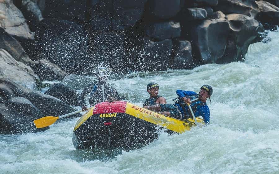 Rio: White Water Rafting Adventure tour in Rio de Janeiro - Price and logistics: $160 is fair if you want the full active package
