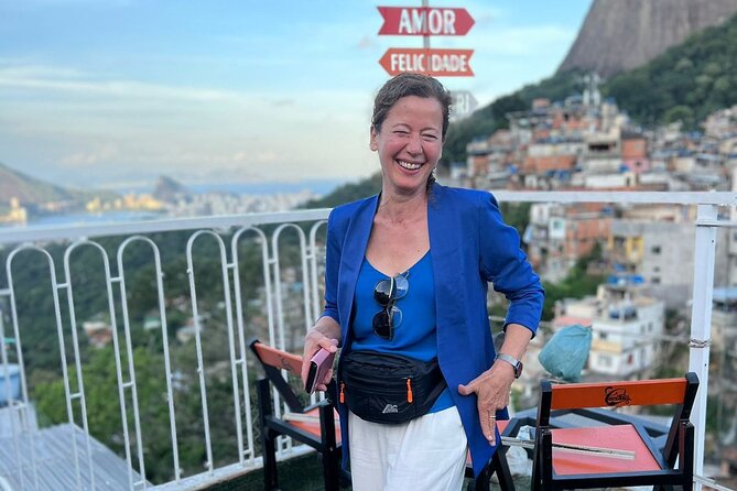 Rocinha Tour with Local Guide: The Biggest Favela DA Latin America - Stop 2, the Salocin Tour: history, contrasts, viewpoints, and social projects