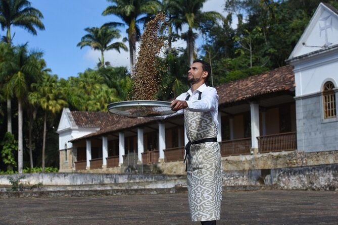 Rural Coffee Farm Tour with Breakfast & Lunch - Roasting & Tasting Experience - Price and Logistics: Is $2,750 Worth It for a Day Trip?