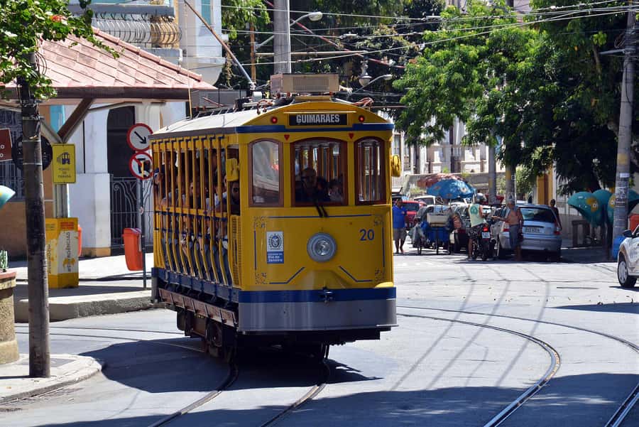 Santa Teresa - Bohemia and Art - The tram plan: when the line is long, the tour still keeps moving
