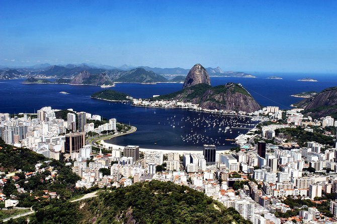 Scenic Helicopter Flight in Rio - Sugar Loaf Departure for a 6-Minute Flight Over Rio’s Icons