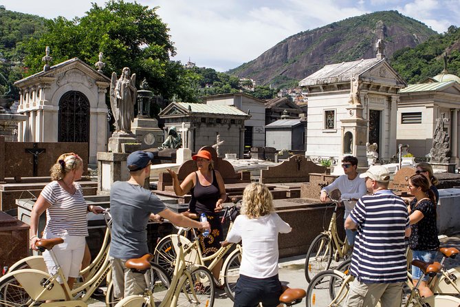 Small-Group Ultimate Bike Tour from Rio de Janeiro - Getting started in Copacabana at 9:00am (and why meeting matters)
