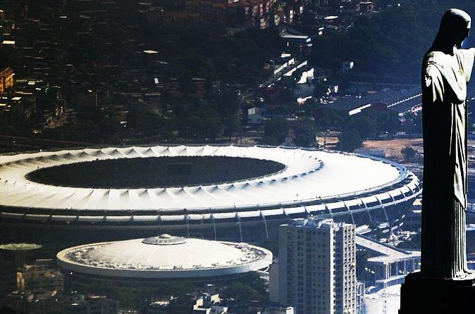 Soccer game in Rio de Janeiro with Local Supporter - The guide factor: Pedro and the difference between “ride” and “match”
