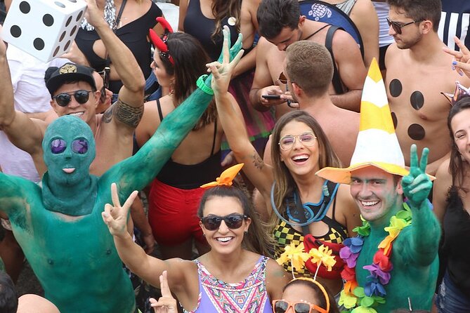 Street Carnival Blocos in Rio de Janeiro - How the metro plan keeps you moving during Carnival