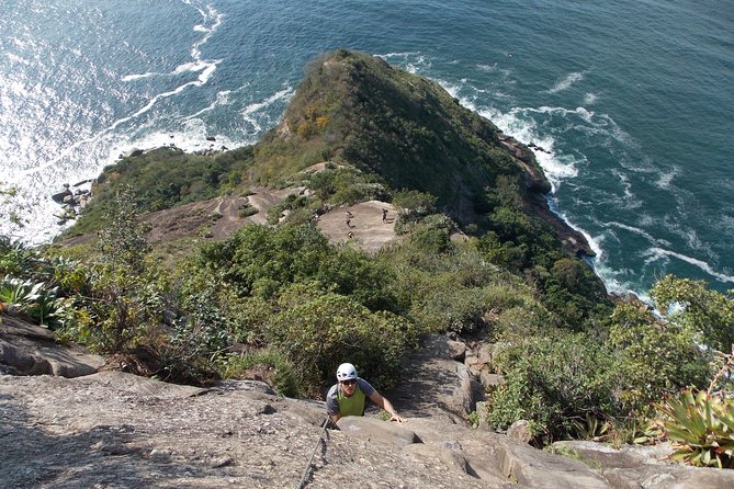 Sugar Loaf Mountain Hiking and Climbing - Pista Cláudio Coutinho: The Quick Path to Guanabara Bay and Niterói Views