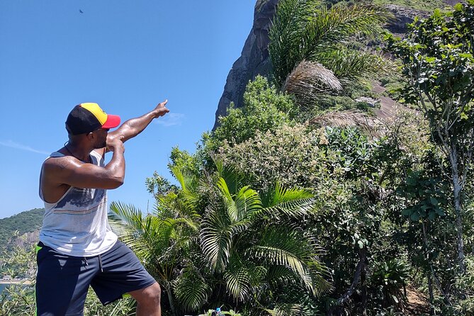 Sugarloaf mountain Hiking & Climbing - Praia Vermelha: your first “okay, this is real” moment
