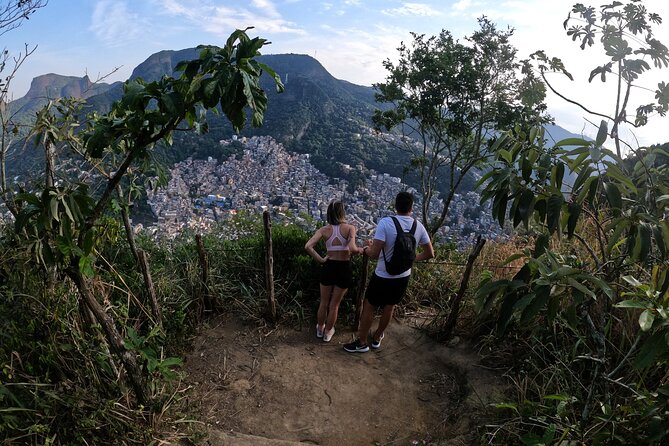 Sunrise at Morro 2 Irmãos - Vidigal - Rio de Janeiro - Price and value for a guided sunrise hike