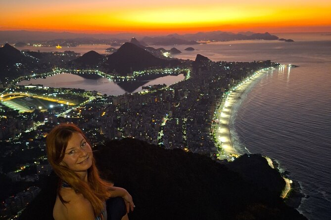 Sunrise Hike to Morro Dois Irmãos with Local Guide - The Rocinha viewpoint stop: a short break with big perspective