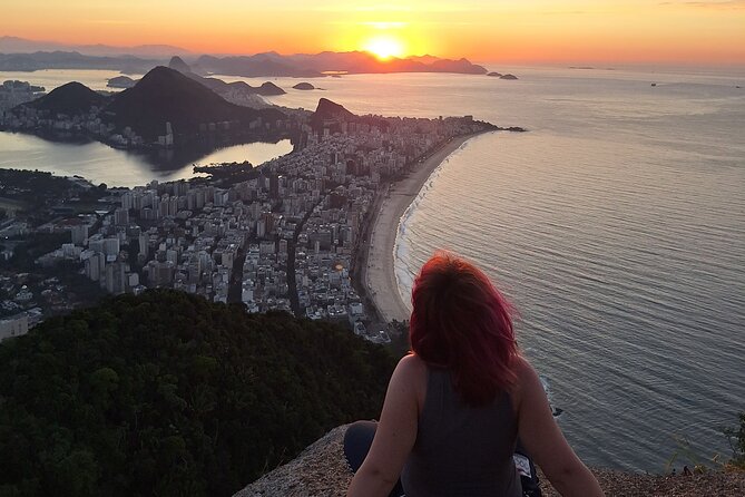 Sunrise Hike to Morro Dois Irmãos with Local Guide - Spending time at the Morro Dois Irmãos summit (533 m) for true 360-degree payoff