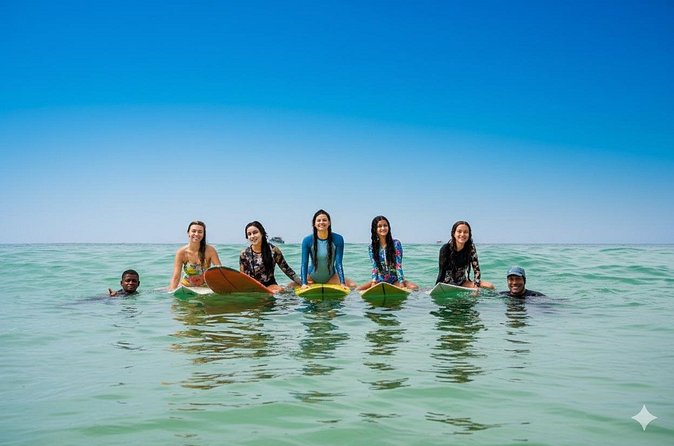 Surf class in Arpoador - Equipment Included: Boards, Lycras, Wetsuits, and Paraffin