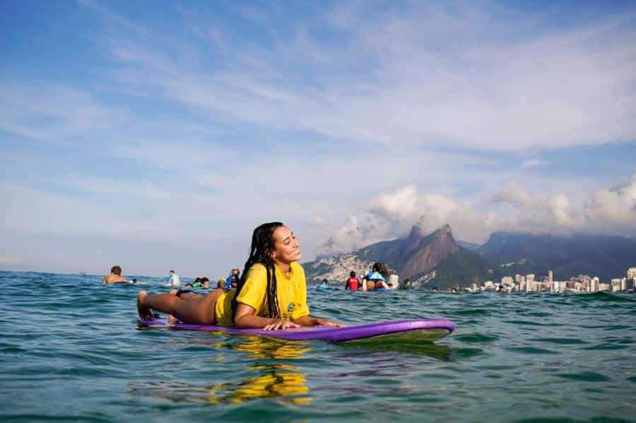 Surf lessons: in Arpoador in Ipanema. - Timing, Weather, and When Arpoador Really Delivers