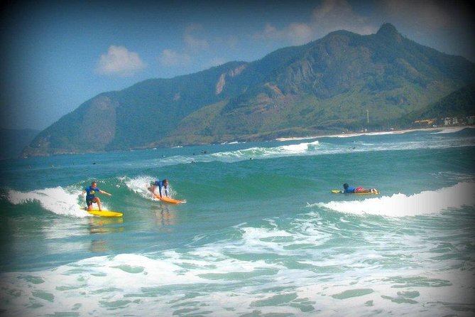 Surf Lessons in Rio de Janeiro - Getting there: meeting at Posto 4 and planning your own transport