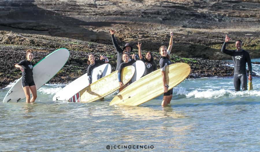 Surf lessons with local instructors in Copacabana/ipanema! - Group lessons or private coaching: pick the pace that fits you