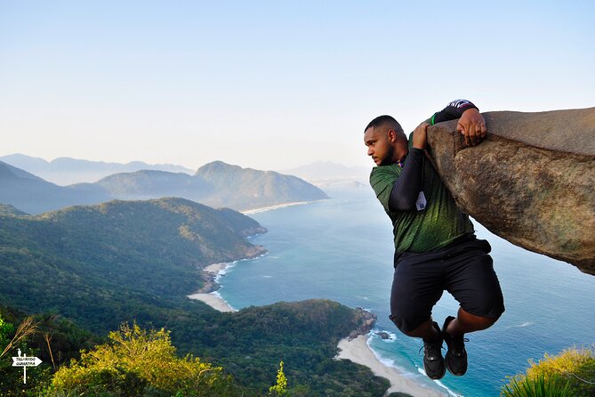 Telégrafo Stone in Rio de Janeiro and Beach - The hike itself: 1.5 km uphill, around 40 minutes