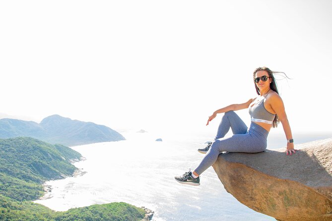 Telegraph Stone Trail | Sunrise - Stop 1 at Pedra do Telégrafo: sunrise, photos, and time to breathe