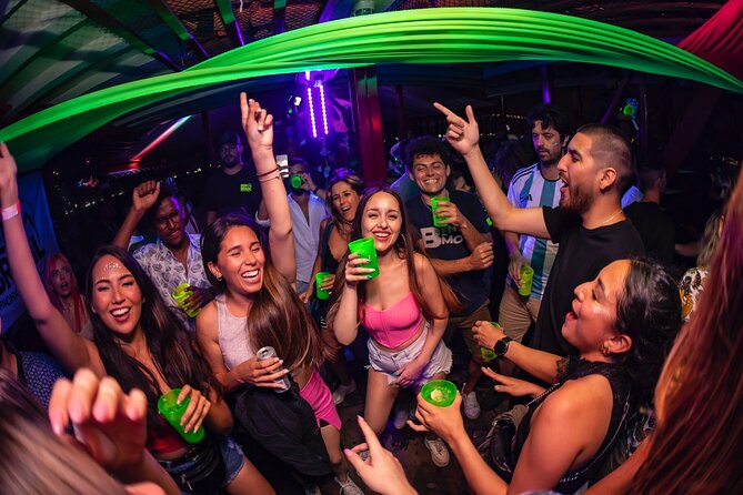 Ticket to 4-Hour Rio de Janeiro Boat Party - Music pacing and the one timing risk to watch