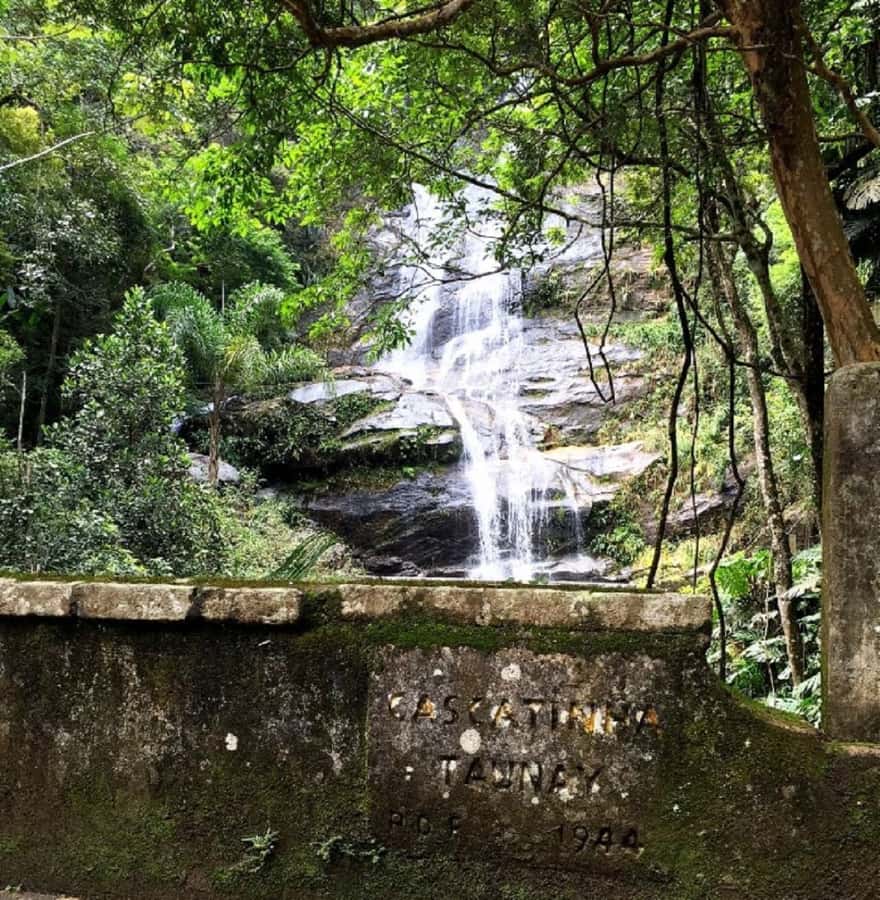Tijuca Forest´s hike: caves, waterfalls and great views - Cascatinha Taunay: the 35-meter natural shower that sets the tone