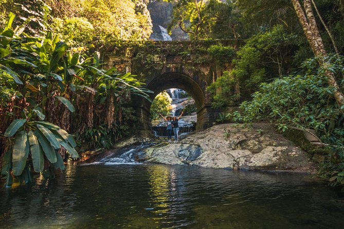 Tijuca Forest Trail - specialized guide and photos - The 60-meter waterfall start: loud, slippery, and worth it