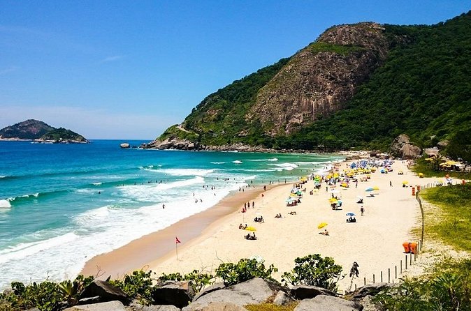 Tour 4 ( 8 hours ) : Sugar Loaf , Botanical Garden , Favela and western beaches - Should you book this Sugar Loaf, favela, and western beaches tour?