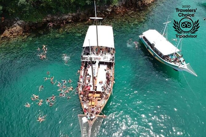 Tour to Angra dos Reis and Ilha Grande + Boat trip + Lunch - Freguesia de Santana Beach and Its Church History