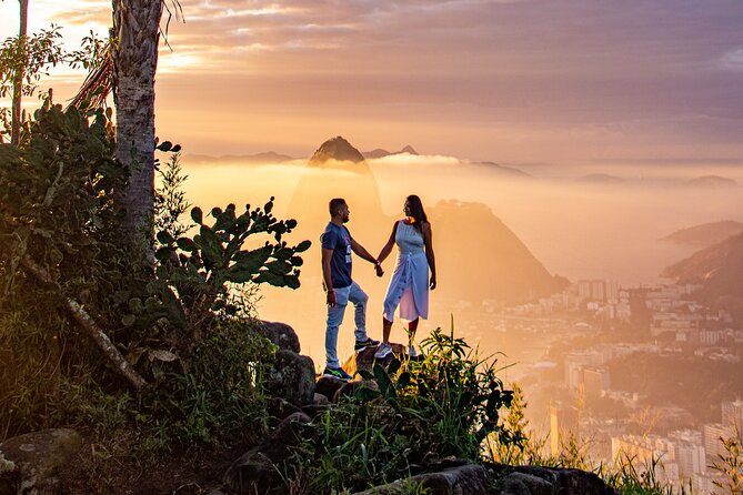 Tour to Mirante Dona Marta at sunrise with guide and photos! - Mirante Dona Marta at dawn, why this view is worth the very early start