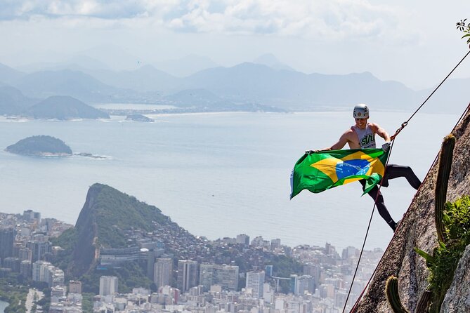 Trail and Rappel on Morro Dois Irmãos - Why Morro Dois Irmãos from Vidigal feels like the real Rio