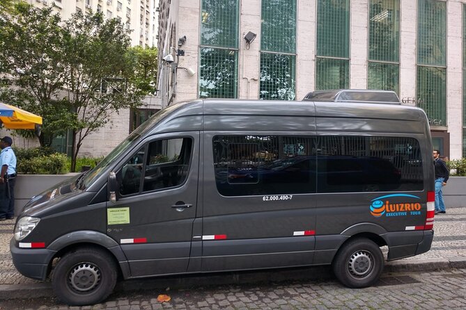 Transfer In Van RJ Airport Copacabana Barra Ipanema Leblon Centro - The van ride: comfort, group size, and what to pack