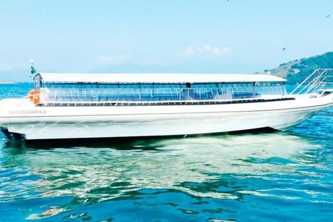 Transport from Rio to Ilha Grande (or vice-versa) - The fastboat crossing: Cais Santa Luzia to Abraão in about 45 minutes