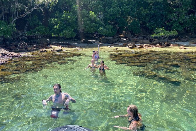 Tropical Paradise Ilha Grande on a Private Fastboat Tour - Safety and Comfort: Licensed Sailors Know the Water