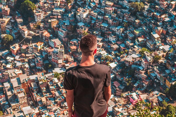 Two Brothers Morro Trail - Photos and Specialized Guide - Two Brothers trail climb toward Morro Dois Irmãos