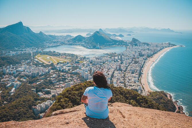 Two Brothers Morro Trail - Photos and Specialized Guide - Vidigal stop: neighborhood views and local context