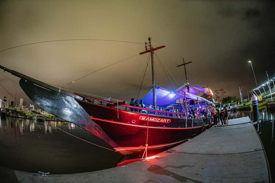 Unforgettable Boat Party - The two-floor nightclub transformation on the water