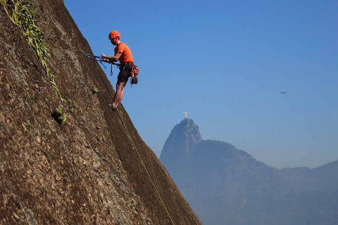 Urca Climbing Class - Safety That Makes Sense: Rope Security, Helmets, and Basic Knots